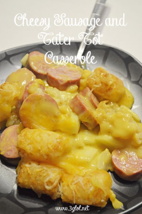 Tator Tot Recipe, Smoked Sausage Casserole, Turkey Smoked, Cheesy Tater Tots, Tater Tot Recipes, Tater Tot Breakfast Casserole, Cheese Table, Tater Tot Breakfast, Cheddar Cheese Soup