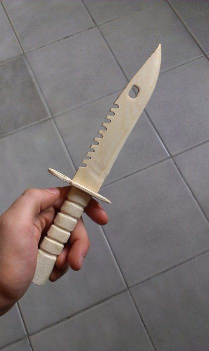 Picture of Done M9 Bayonet, Hanging Craft Ideas, Knife Patterns, Wooden Knife, Wood Crafting Tools, Hanging Craft, Wood Knife, Wood Shop Projects, New Paper