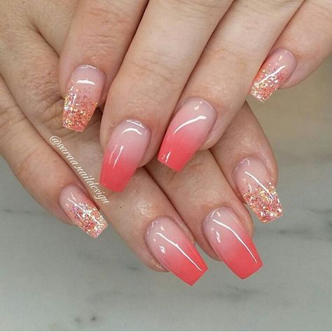 Peach Ombre Nails Glitter, Coral Ombre Nails, Coral Nails With Design, Ombre Chrome Nails, Coffin Nails Ombre, Natural Nails Manicure, Pretty Tips, Space Nails, Coral Nails