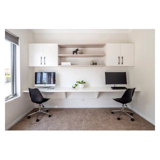 Home Office Custom Desk and Floating Shelves - Contemporary - Home Office - Perth - by ADELA DESIGN | Houzz Floating Cabinets Office, Wall Cabinet With Desk, Desk And Floating Shelves, White Floating Desk, Contemporary Home Offices, Lake Cottages, Training Room, Floating Cabinets, Contemporary Home Office