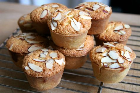 Individual Bakewell Tarts Bakewell Tarts, Bakewell Tart, Type Of Person, Sweet Pie, Pies & Tarts, Food Heaven, Tea Parties, So Delicious, High Tea