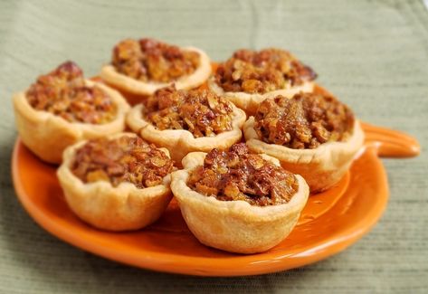 Mini Pecan Tarts, Bite Size Pecan Pie, Pecan Tarts Mini, Pecan Tassies, Pie For Thanksgiving, Maple Pecan Pie, Pillsbury Pie Crust, Onion Pie, Mini Pecan Pies