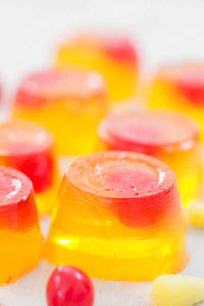 Jello Pudding Shots, Jelly Shots, Pudding Shots, Jello Shot Recipes, Jello Shot, Boozy Drinks, Pineapple Upside, Pineapple Upside Down Cake, Pineapple Upside Down