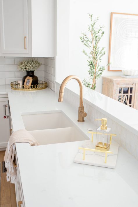 Sink With Gold Faucet, Gold Faucet Kitchen, White Gold Kitchen, Kitchen Sink Ideas, Full Kitchen Remodel, Gold Faucet, Stainless Steel Sink, Full Kitchen, Gold Kitchen