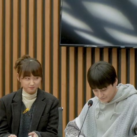 Solhwi Law School, Girl And Boy Best Friends, School Kdrama, Study Hard Quotes, Kim Beom, Kdrama Wallpaper, School Drama, Movie Cast, Hard Quotes