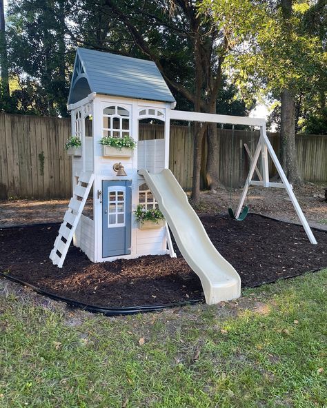 Playset Makeover, Playhouse Makeover, Swing Set Diy, Creative Landscaping, Backyard Playset, Outdoor Play Structures, Kids Backyard Playground, Play Area Backyard, Backyard Kids Play Area