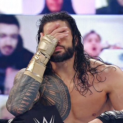 Roman Reigns Outfit, Annoyed Gif, Bloodline Wwe, Best Wwe Wrestlers, Og Bloodline, Reign Outfits, Roman Reigns Gif, Wwe Gif, Wwe Gifs