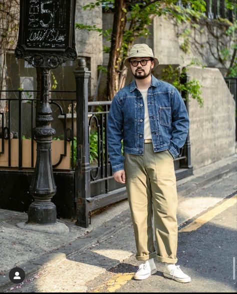 Levi’s Denim Jacket Outfit, Levis Denim Jacket Outfit, Levis Jacket Outfit, Denim Jacket Men Outfit, Indigo Denim Jacket, Denim Outfit Men, Japanese Mens Fashion, Lee Jacket, Fatigue Pants