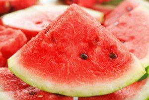 5 Foods You Can Eat All Day Hydrating Foods, Watermelon Health Benefits, Sistem Pencernaan, Watermelon Benefits, Eating Watermelon, Ard Buffet, Sweet Watermelon, Watermelon Rind, Watermelon Seeds