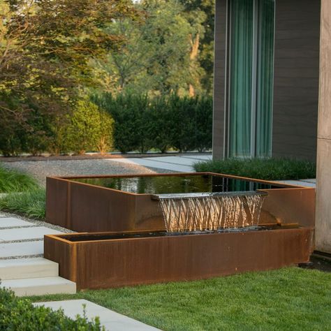 Water Feature Entrance, Corten Water Feature, Entry Door Colors, Large Water Features, Modern Water Feature, Door Makeover Diy, Modern Fountain, Reflecting Pool, Small Courtyards