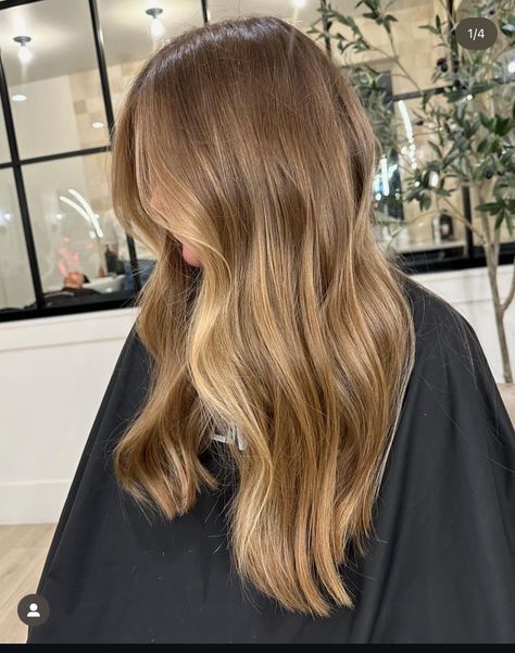 Shadow Root Caramel Blonde, Balayage Hair Dark To Blonde, Faded Blonde Hair Balayage, Gigi Hadid Balayage, Brown Gold Balayage, Fair Skin Light Brown Hair, Hair Inspo For Formal, Balayage Grown Out, Dark Dark Blonde Hair