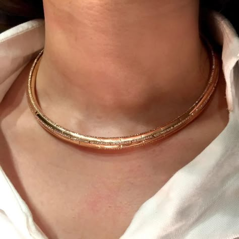 Kante Jewellery, D Necklace, Gold Statement Jewelry, Heavy Jewellery, 90s Choker, Red Carpet Jewelry, Gold Jewelry Design, Gold And Jewelry, Wedding Ornaments