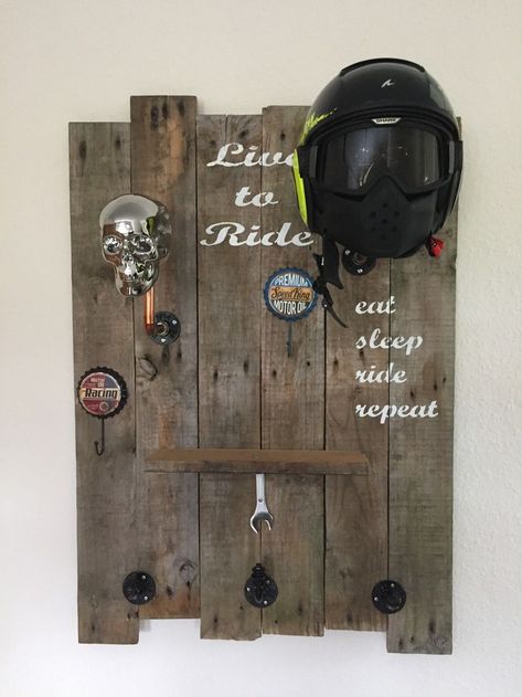 Skull Rack Helmet Motorcycle Helmet Rack, Helmet Rack, Reloading Room, Wooden Skull, Harley Davidson Decor, Helmet Storage, Diy Rack, Motorcycle Storage, Helmet Designs