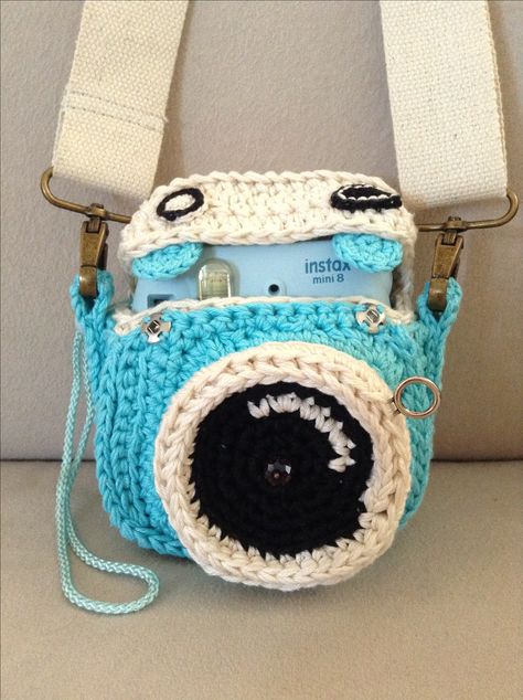 Camera Crochet, Mini Crochet Bag, Lomo Camera, Yarn Creations, Instax Camera, Diy Crochet Bag, Instax Mini 8, Mini Crochet, Mini 8