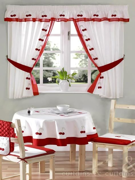 Red Kitchen Curtains, Cortinas Country, Kitchen Curtain Designs, White Kitchen Curtains, Red And White Kitchen, Plain Curtains, Tuscan House, Red Curtains, Kitchen Crafts