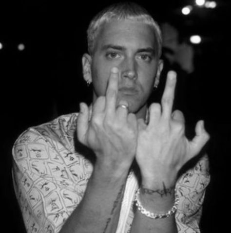 Middle Finger Aesthetic 90s Wallpaper, Black Y2k Aesthetic, Y2k Black Aesthetic, Middle Finger Picture, Pic Icon, Middle Finger Wallpaper, The Slim Shady, 90s Wallpaper, Eminem Photos