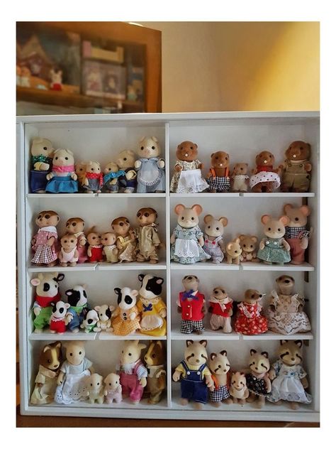 #CalicoCritter #Calico #SylvanianFamlies #Sylvanian #Cute #CuteCore #PastelCore #babycore #Cats #Calicos #hellokitty #toys #collectables #vintage #miniatures Calico Critter Storage, Sylvanian Families Storage, Calico Critters Storage, Calico Critter Display, Figurine Display, Calico Critters Families, Calico Critter, Sylvanian Family, Childhood Memories 90s