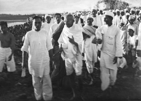 Early in the 20th century, M.K. Gandhi began to experiment with a novel form of political action, which he termed satyagraha. Gandhi first used satyagraha to protect the rights of Indian migrants in colonial South Africa in a series of campaigns over the course of a 20-year struggle. After World War I, Gandhi, now living in India and part of the movement for Indian independence, proposed satyagraha on a truly mass scale: a nationwide campaign of “non-cooperation” with British authorities. He... Satyagraha Movement, Non Cooperation Movement, Dandi March, Swadeshi Movement, Black Man Names, Gandhi Ji, Working Model, Indian Independence, History Project