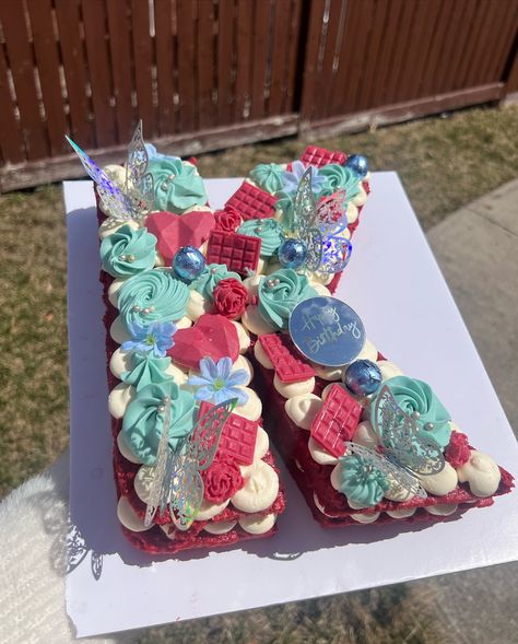 Red Velvet Blue and Red Letter Cake🫶🏻 Letter K🎀 . . . . #craveslake #sanyabakes #torontobaker #cupcake #cupcakecake #40thbirthday #letter40 #catbirthday #12thbirthday #Lettercake #cake #cakedecorating #cakes #birthdaycake #chocolate #food #dessert #cakesofinstagram #birthday #cakedesign #instafood #baking #yummy #cakestagram #homemade #cupcakes #cakeart #delicious #chocolatecake #cakelover Cake Lettering, Letter Cake, Homemade Cupcakes, Chocolate Food, Cake Lover, Letter K, 12th Birthday, Cat Birthday, July 3