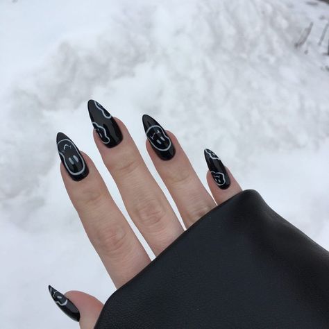 Dark Nail Designs Gothic, Short Almond Shaped Nails, Almond Shaped Nails Designs, Rock Nails, Black Gel Nails, Almond Nail Art, Witchy Nails, Milky Nails, Coffin Shape Nails