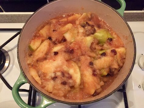 Stewed Apples Recipe, Gut Healing Soup, Cooking Apples, Stewed Apples, Health Soup, Healing Soup, Soaked Almonds, Apple Benefits, Ayurveda Recipes