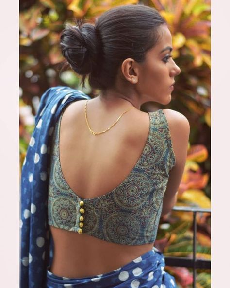 Sleeveless Blouse Designs, Saree Blouse Styles, Cotton Saree Blouse Designs, Cotton Blouse Design, Cotton Saree Blouse, Best Blouse Designs, Backless Blouse Designs, Fashionable Saree Blouse Designs, Blouse Back Neck Designs