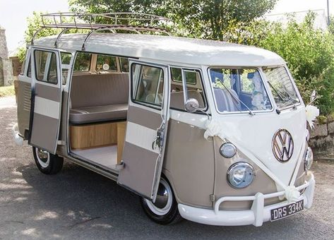 Combi Hippie, Vw Kampeerwagens, Vw Minibus, Volkswagen Vintage, Vintage Volkswagen Bus, Volkswagen Vans, Kombi Home, Volkswagen Van, Vintage Vw Bus