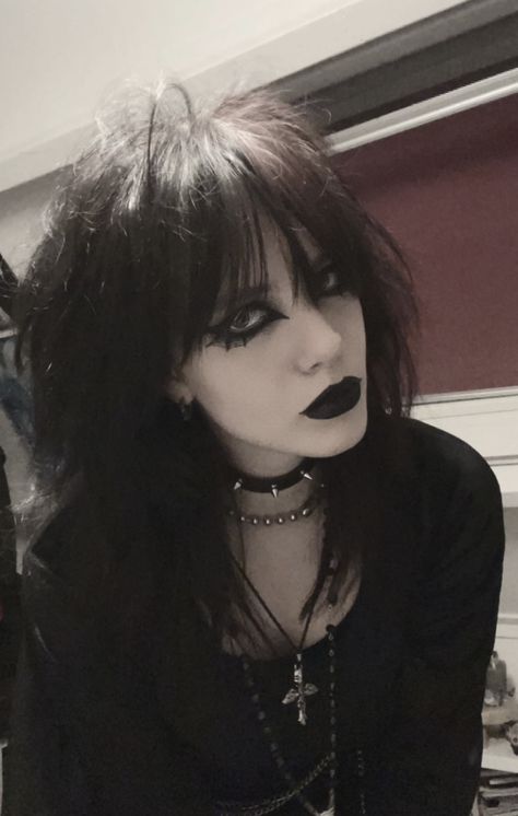 Pretty Goth Girl, Goth Outfit Ideas, Goth Subculture, Goth Look, Smink Inspiration, Goth Women, Gothic Makeup, Goth Makeup, Goth Aesthetic