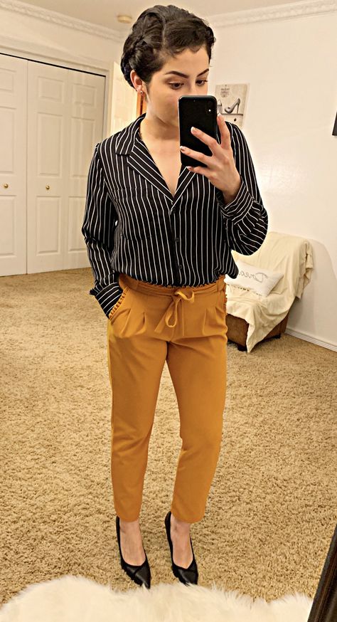 Mustered Pants Outfit, Mustard Pants Outfit Work, Trouser Jeans Outfit, Mustard Pants Outfit, Black Blouse Outfit, Blouse Outfit Work, Ackley Bridge, Lady Wardrobe, Mustard Yellow Pants