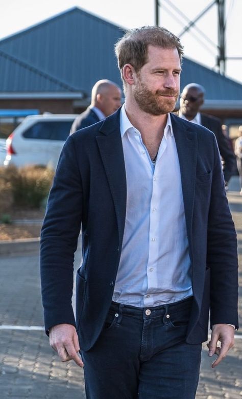 Prince Harry in Lesotho. Photo Credit: Brian Otieno. Lesotho, Oct 2024 #PrinceHarry #Harry #DukeOfSussex #Sussexes #Sentebale #Lesotho #Africa Lesotho Africa, Prince Harry Pictures, The Queen Elizabeth Ii, Royal Women, Meghan Markle And Prince Harry, Diana Queen, The Royals, Elizabeth Ii, Prince Harry