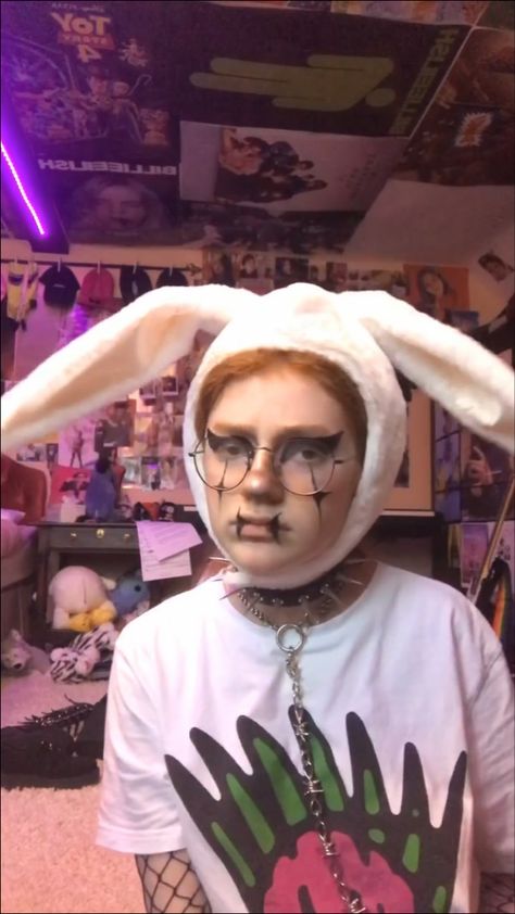 emo alt goth makeup bunny hat makeup eyeliner Goth Bunny Makeup, Goth Bunny Drawing, Scene Kid Bunny Hat, Crochet Bunny Hat Aesthetic, Alt Makeup Looks, Bunny Hat Alt, 2020 Bunny Hat Alt, Alt Goth, Sally Face Game