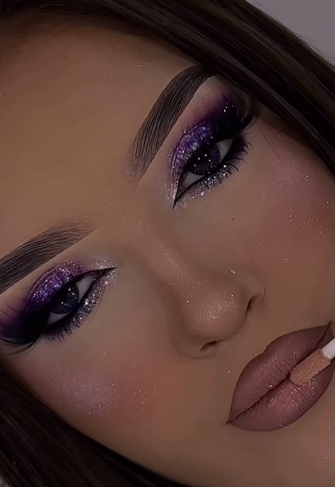 Glam Makeup For Purple Dress, Purple Hair And Makeup, Purple Eyeshadow Makeup Looks, Purple Halo Eye, Purple Glittery Eye Makeup, Purple Eyeshadow Ideas, Purple Quince Makeup Looks, Purple Lipstick Aesthetic, Purple Rave Makeup