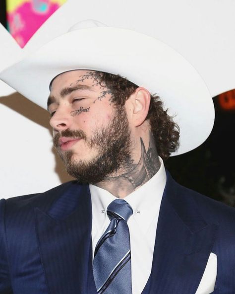 Posty Malone, A Lot Of Followers, Old School Pictures, Post Malone Lyrics, 27 Birthday, Post Malone Wallpaper, Post Malone Quotes, Love Post, Attract Men