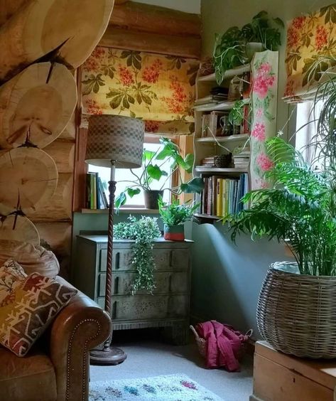 Imrich Lodge, Hipster Decor, Sitting Room Decor, Self Build Houses, Log House, Nordic Living Room, Cottage In The Woods, Bohemian Interior, Floral Curtains