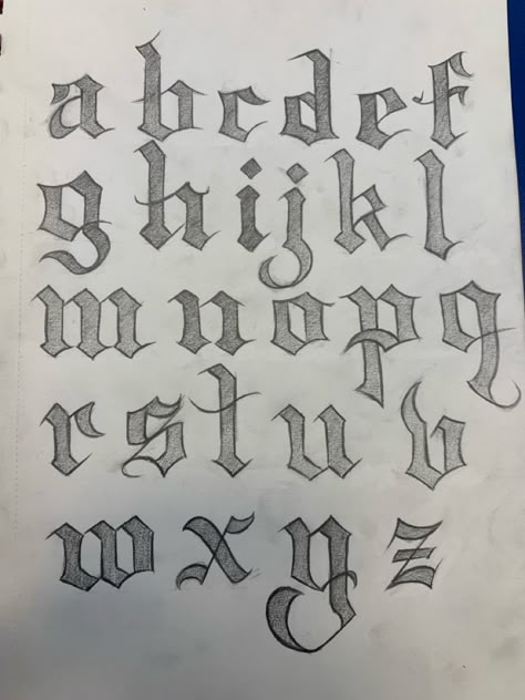 Fancy Letter Drawing, Font Inspo Alphabet, Letter Fonts Drawing, Easy Old English Font, Drawing Letters Step By Step, Hand Lettering Art Doodles, Emo Font Alphabet, Cligerphy Letters Alphabet, How To Do Graffiti Letters