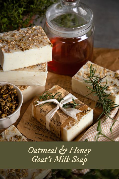 Oatmeal & Honey Goat's Milk Soap Honey Oatmeal Melt And Pour Soap Recipes, Goat Milk Soap Scents, Melt And Pour Goats Milk Soap Recipe, How To Make Goat Milk Soap, Melt And Pour Soap Recipes Goats Milk, Goat Milk Soap Recipe Homemade, Easy Holiday Gifts, Diy Goat Milk Soap, Herbal Bath Recipes