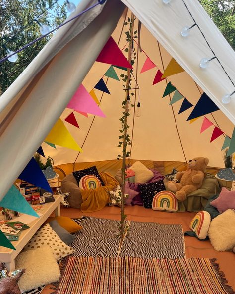 ✨Children’s chill out/play tent✨ I promise: for a quiet life, you need this for your next gathering with friends or family! Happy kids = happy parents 😉 #belltenthire #belltentcambridgeshire #glampingtentrental #kidscorner #kidsweddingcorner #luxepicnics #luxurykidstents #cambridgeshire #cambridgemums Diy Kids Tent, Kids Tent, Kids Forts, Teepee Party, A Quiet Life, Kids Tents, Teepee Kids, Happy Parents, Bell Tent