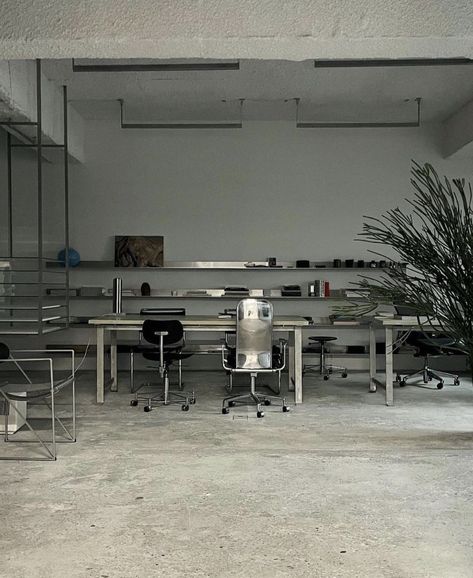 Modern Office Design Inspiration, Industrial Workspace, Home Studio Desk, Furniture Details Design, Minimalist Interior Style, Mid Century Modern Interiors, Studio Interior, 인테리어 디자인, Furniture Shop