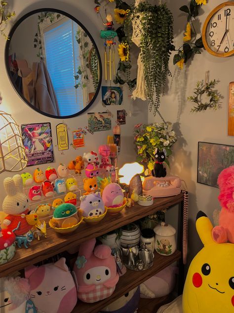 #aesthetic #room #squishmallows Squishmallows Storage, Squishmallow Room, Squishmallow Storage, Squishmallow Aesthetic, Squishmallows Aesthetic, Diy Room Decor Videos, Desk Inspo, Dope Makeup, Dorm Bedroom