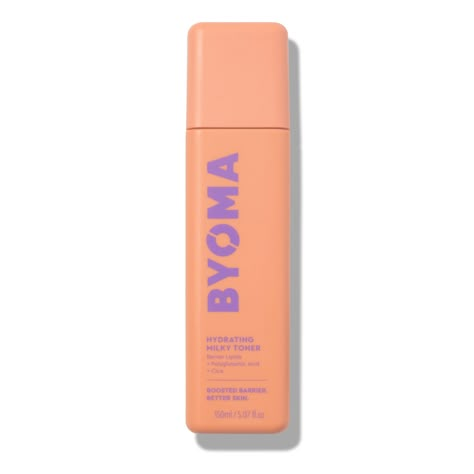 Soothe and hydrate the skin while strengthening the skin barrier with the Byoma Hydrating Milky Toner for a smooth, supple appearance. Cheap Drugstore Skincare, Byoma Milky Toner, Heathy Lunch Ideas, Byoma Skincare, Skin Care Toner, Milky Toner, Dream Vanity, Preppy Skincare, Beauty Wishlist