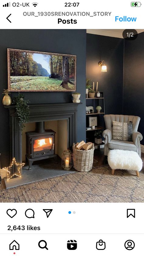 Log Burner Living Room, Tree Ideas Christmas, Sarah Williams, Christmas Living Room Decor, Navy Living Rooms, Snug Room, Victorian Living Room, Dark Living Rooms, Christmas Living Room