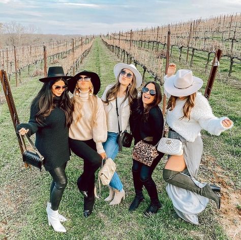 Best Wineries In Georgia Include This Napa Valley-Style Spot - Narcity Napa Valley Outfit Winter, Fall Winery Outfits, Napa Valley Style, Wineries Outfit, Autumn Wine, North Georgia Mountains, Georgia Mountains, Far From Home, Wine Travel