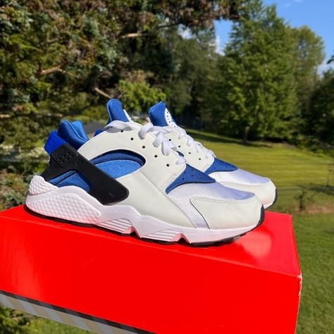 Men’s Nike huaraches, deadstock never worn. Nike Shoes Men, Best Sneakers, Nike Huarache, Shoes Men, Mens Shoes Sneakers, Men's Nike, Nike Shoes, Nike Men, Men's Shoes