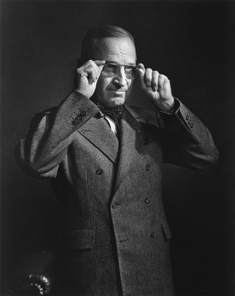 Harry Truman – Yousuf Karsh Ww2 Leaders, Yousuf Karsh, Harry S Truman, Harry Truman, Michael Roberts, American Flag Eagle, Usa Presidents, Head Of State, American Presidents