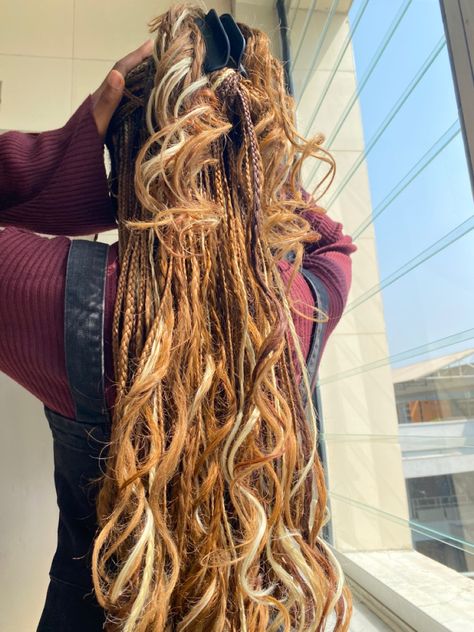 Brown And Blonde Goddess Braids, Ginger And Blonde Box Braids, Copper And Blonde Braids, Ginger And Blonde Braids, Ginger French Curl Braids, Honey Blonde Braids, Blk Hairstyles, Nice Braids, Gold Braids