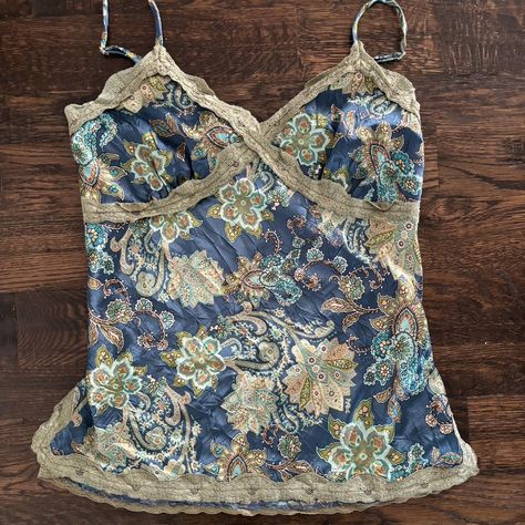 90s blue and green paisley lace cami top with... - Depop Vintage Cami Top, Thrift List, Country Jeans, Vintage Cami, 2000s Outfits, Vintage Paisley, Green Paisley, Lace Cami Top, Pretty Shirts