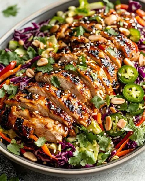 You searched for Crunchy Asian chicken salad - Miarecipes Asian Sesame Chicken Salad, Asian Sesame Chicken, Sesame Chicken Salad, Lobster Cream Sauce, Chicken Salad Ingredients, Toasted Sesame Oil, Crispy Wonton, Asian Chicken Salads, Sesame Dressing