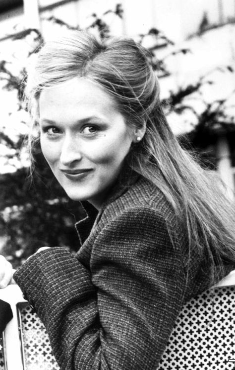 Mary Louise "Meryl" Streep (born June 22, 1949[1]) is an American actress who has worked in theatre, television, and film. She is widely regarded as one of the most talented actors of all time. Gossip Girls, I Love Cinema, Lucille Ball, Charlotte Casiraghi, Actrices Hollywood, Sophia Loren, Meryl Streep, Amber Heard, Elle Fanning