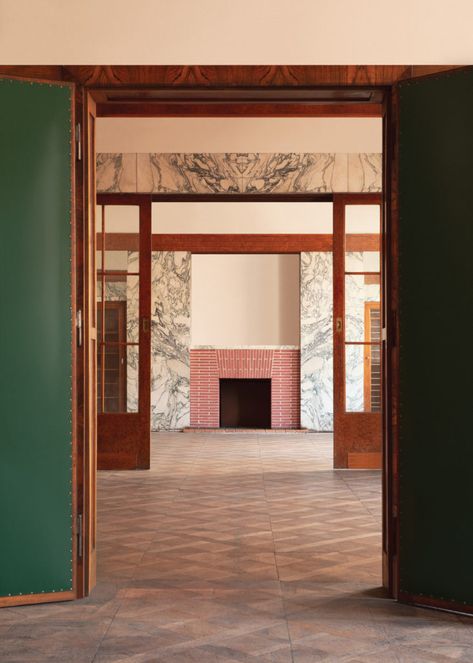 Home Tour: Adolf Loos – Kinfolk Adolf Loos, Modernist Architects, Modern Architects, Interior Photo, Apartment Interior, Architectural Digest, Cheap Home Decor, Architecture Details, Interior Spaces