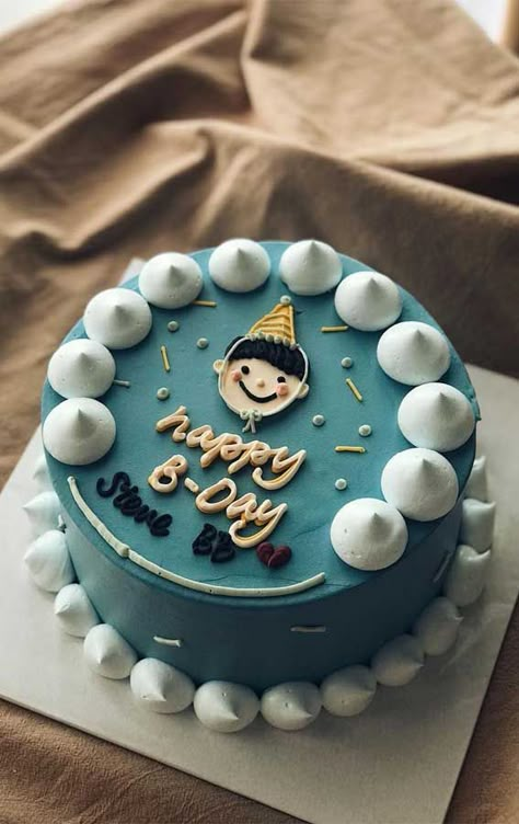 Minimalist Cake For Boys, Minimalist Cake For Boyfriend, Bento Cake Design Birthday Boy, Simple Boy Cake Designs, Simple Birthday Cakes For Boys, Cute Small Cake Designs, Aesthetic Cake For Boys, Simple Cake Design For Boys, Boy Cake Ideas Simple